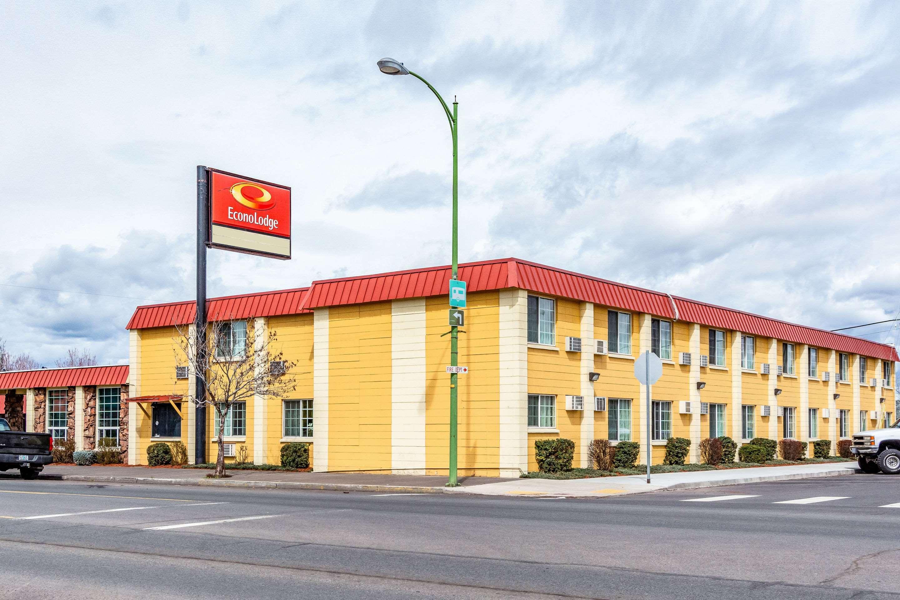 High Desert Inn Prineville Ngoại thất bức ảnh